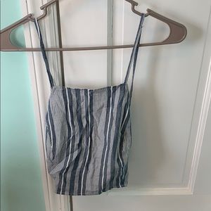 American eagle crop top